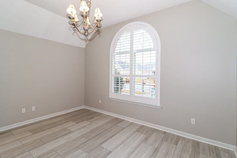 8595 Griffin Park Dr - Photo 6 of 15