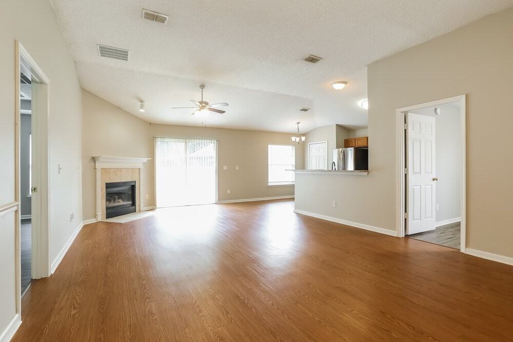 1263 Ravens Trace Ln - Photo 5 of 16