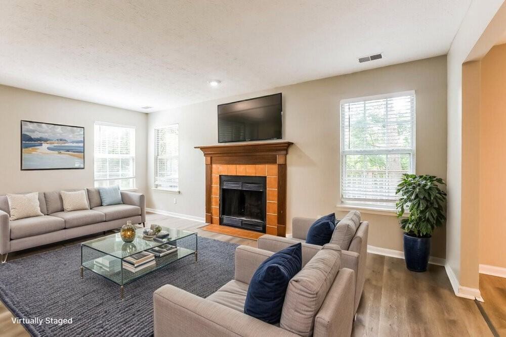 5223 Pin Oak Dr - Photo 5 of 20
