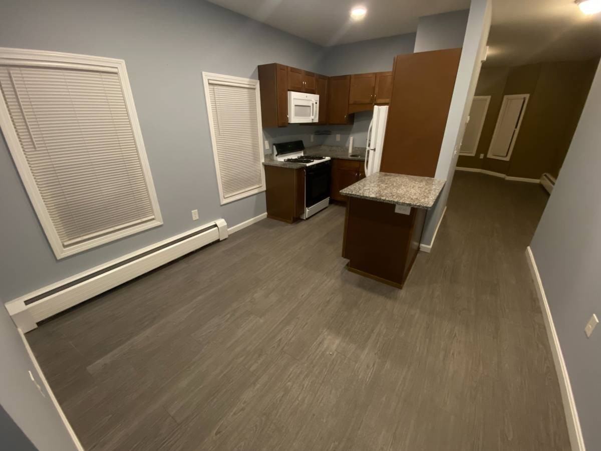 Carleton St & Merrill St #15 - Photo 2 of 13
