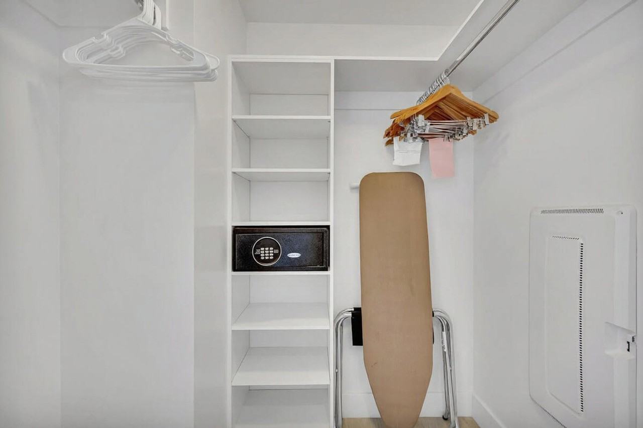 4010 South Ocean Drive - Photo 7 of 50