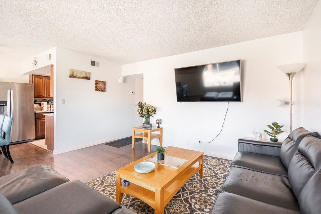 1225 Elizabeth Ave #1585224P - Photo 2 of 33