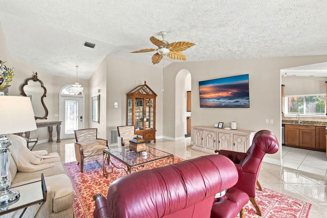 152 Ne Twylite Ter #1621174P - Photo 4 of 42