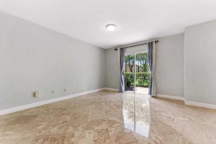6884 Julia Gardens Drive - Photo 3 of 9