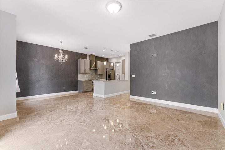 6884 Julia Gardens Drive - Photo 6 of 9