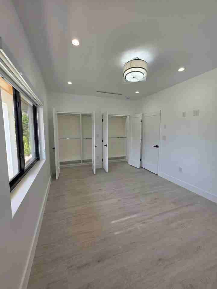SW 53rd Terr - Photo 6 of 20