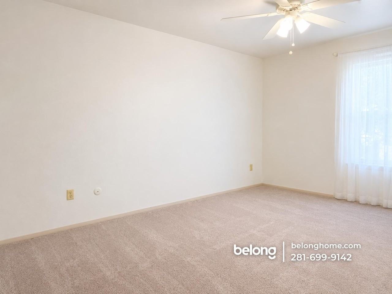357 N Post Oak Ln #211 - Photo 6 of 10