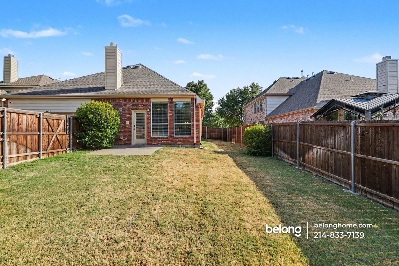 4422 Republic Dr - Photo 3 of 21