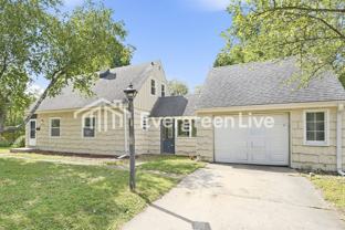 7333 W Medford Ave - Photo 1 of 1