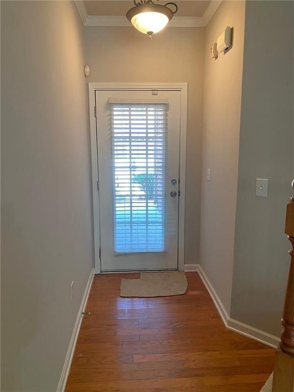 1664 Oakbrook Lake Dr - Photo 4 of 49