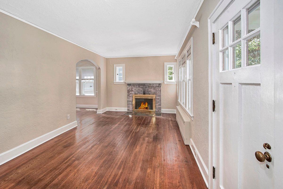 15 Park St - Photo 2 of 10