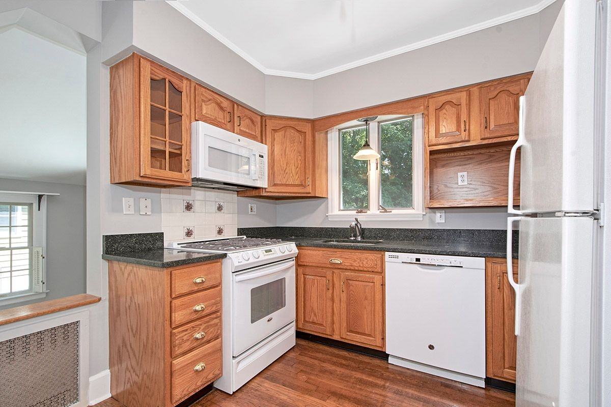 15 Park St - Photo 5 of 10