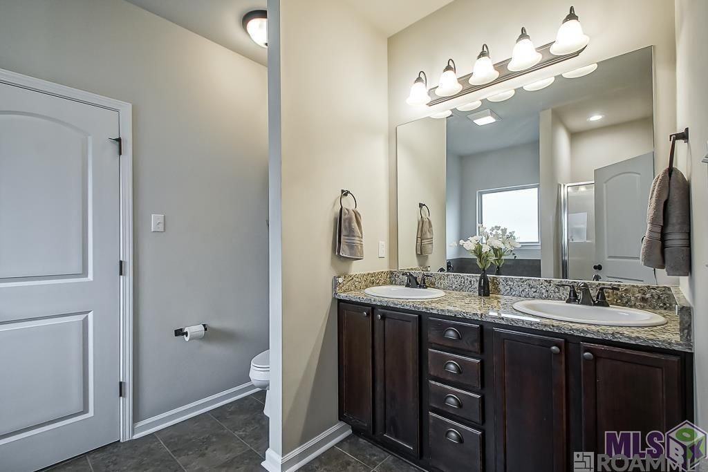 16228 Old Samuel Dr - Photo 6 of 8