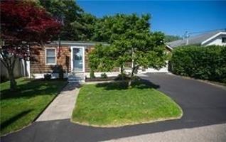featured image of 28 Crest St