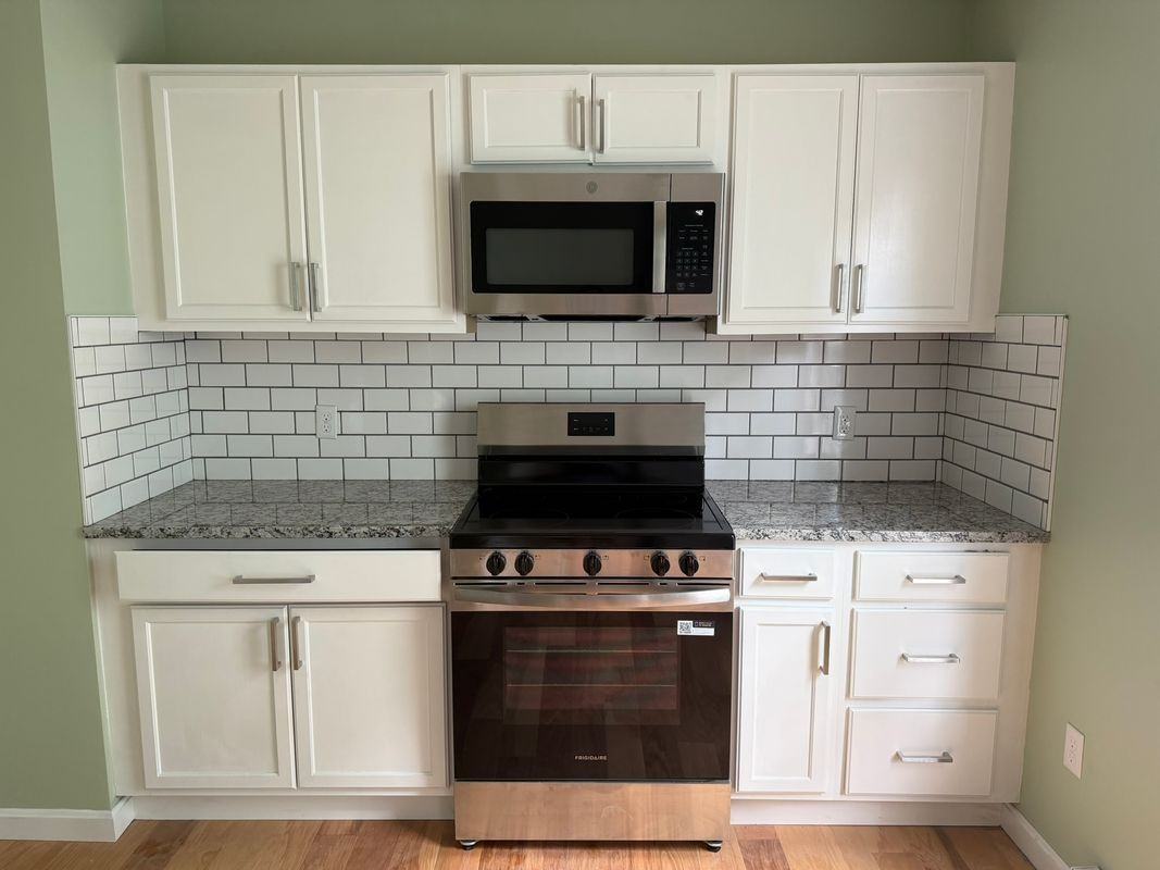 593 Hevey St - Photo 2 of 11
