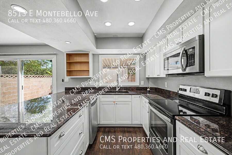 8513 E Montebello Ave - Photo 4 of 26