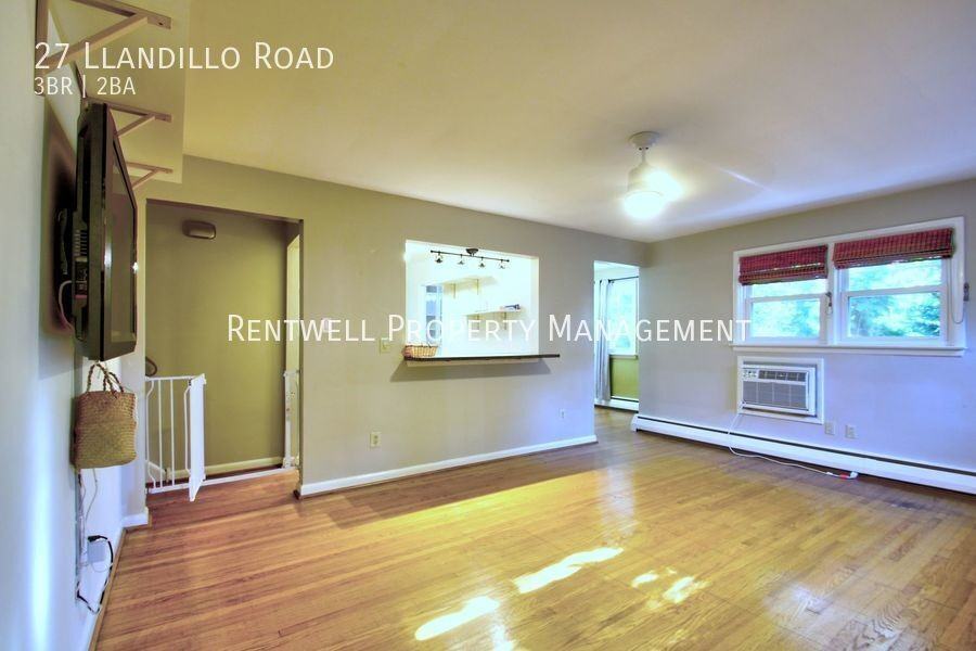 27 Llandillo Rd - Photo 2 of 19