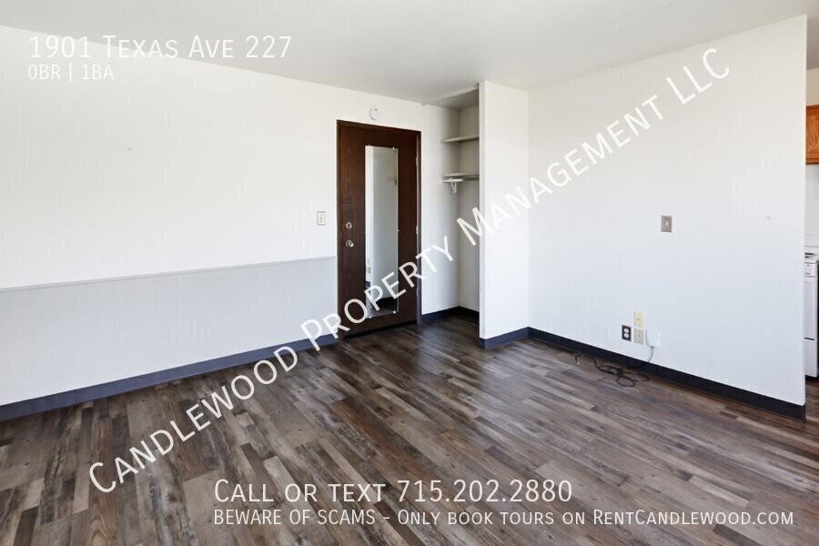 1901 Texas Ave - Photo 6 of 9