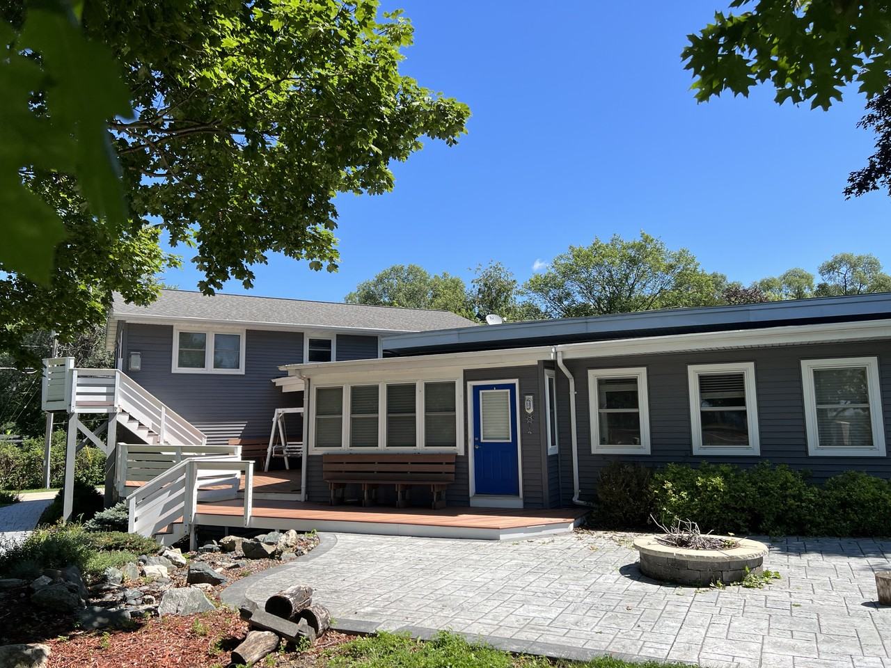 3295 Silver Lake Dr #NA - Photo 4 of 18