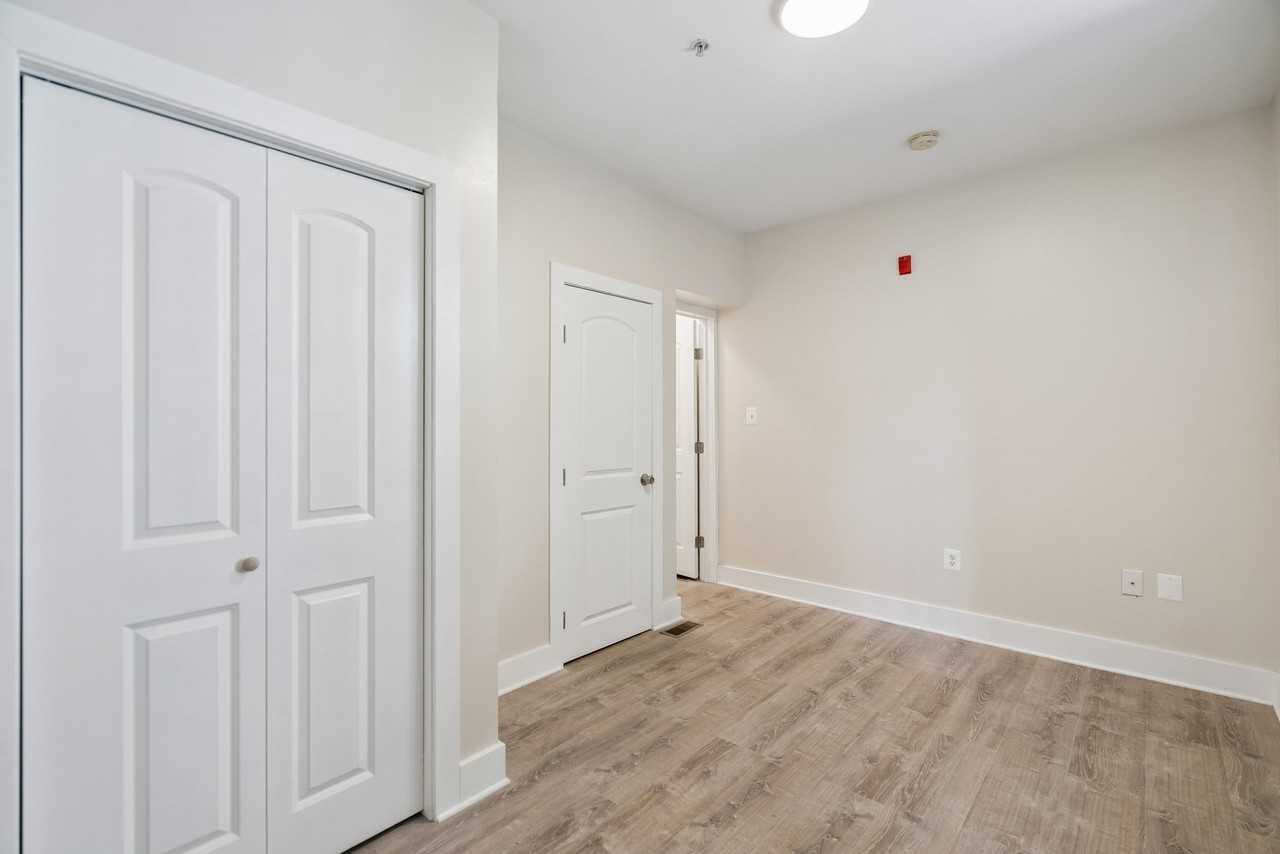 1507 N 17th St #NA - Photo 3 of 12