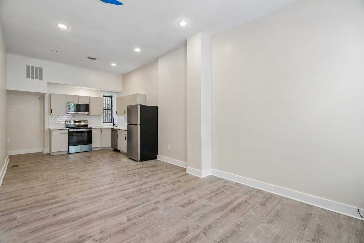 1507 N 17th St #NA - Photo 6 of 12