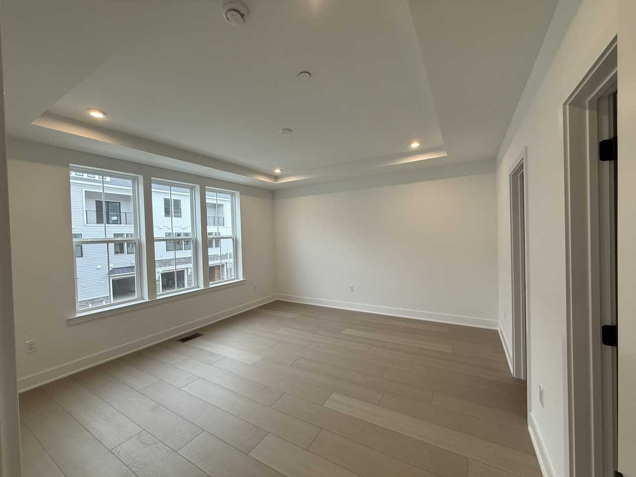 12107 Rossini Dr - Photo 7 of 16