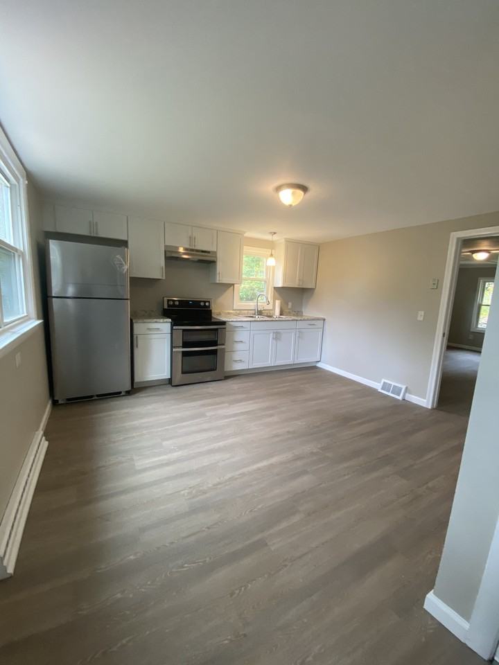 4 Rose Ln #NA - Photo 5 of 9