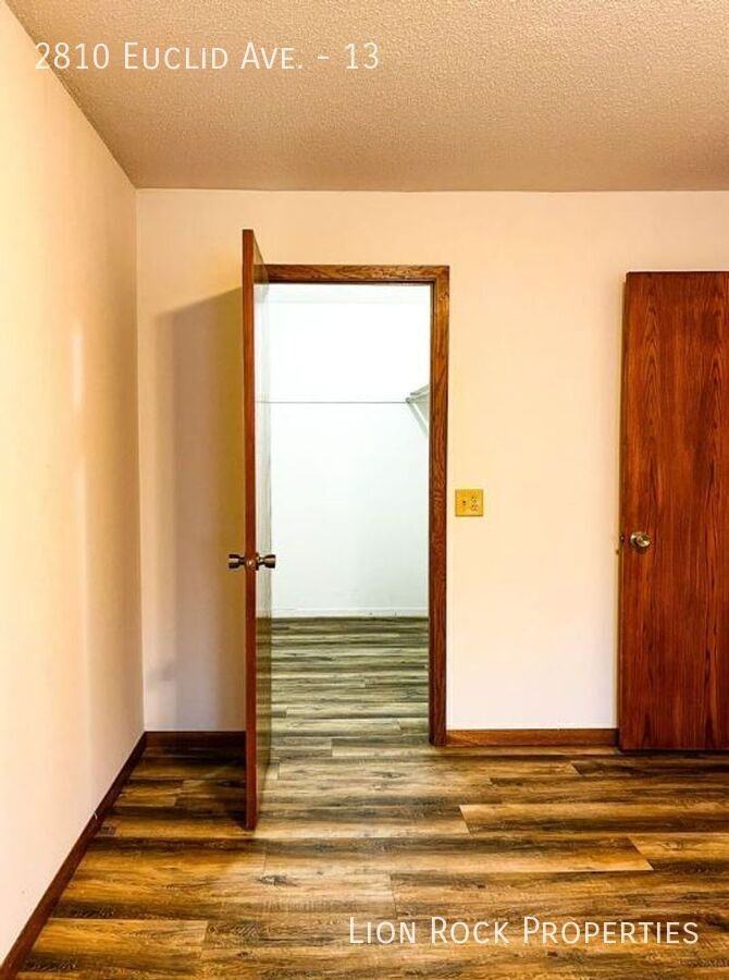 2810 Euclid Ave #13 - Photo 7 of 36