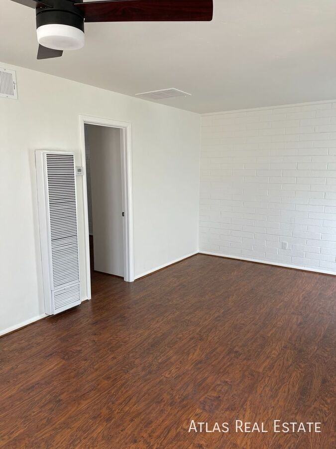 1013 E Palm Ln #B - Photo 3 of 9