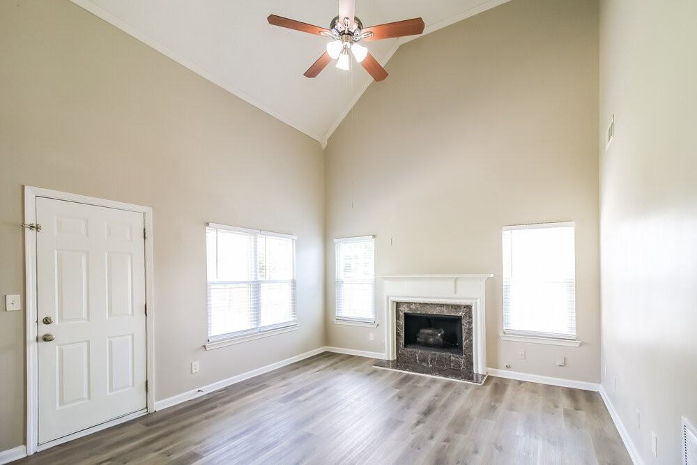 213 Summer Hill Cir - Photo 5 of 17