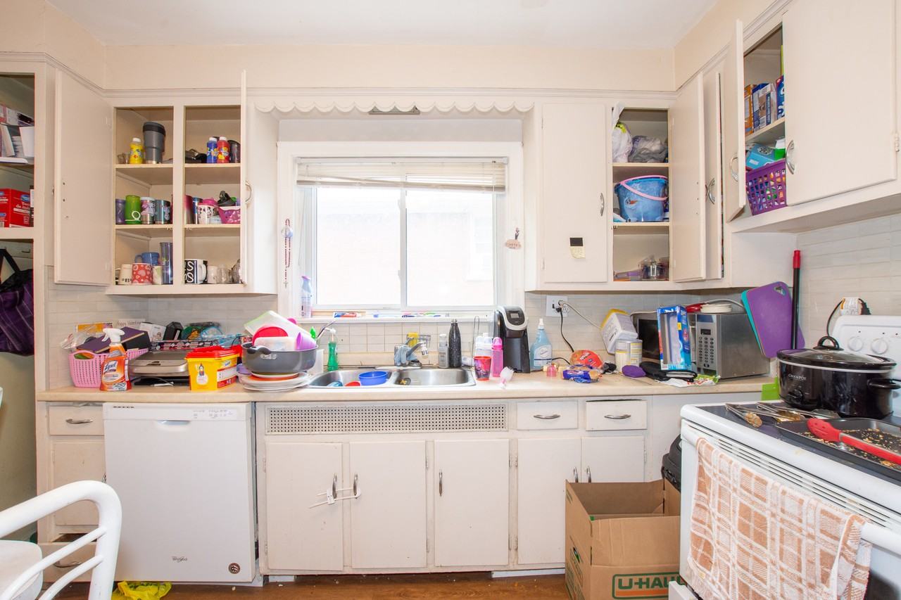 138 Haig St - Photo 6 of 14