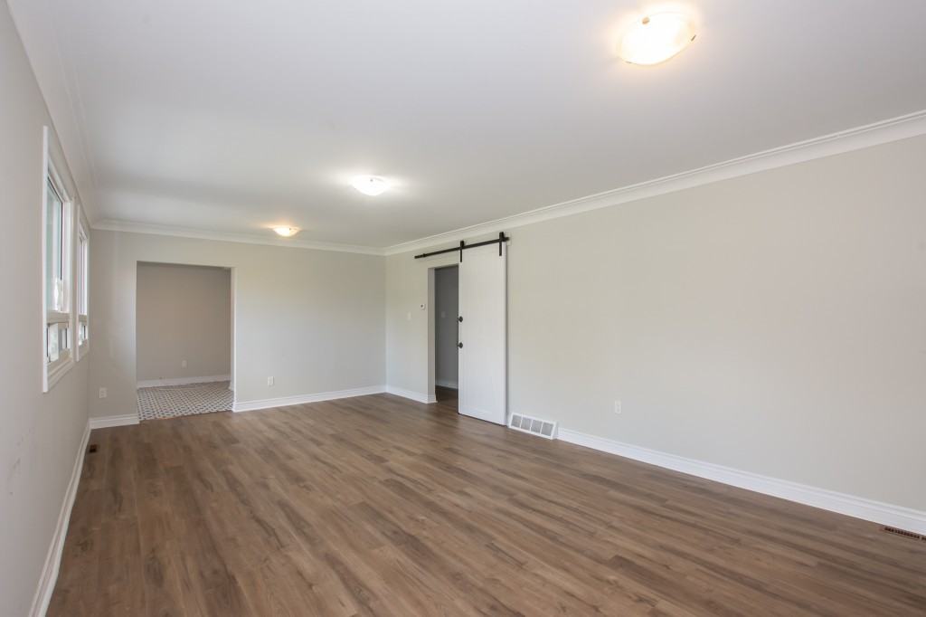 308 River Rd - Photo 2 of 19