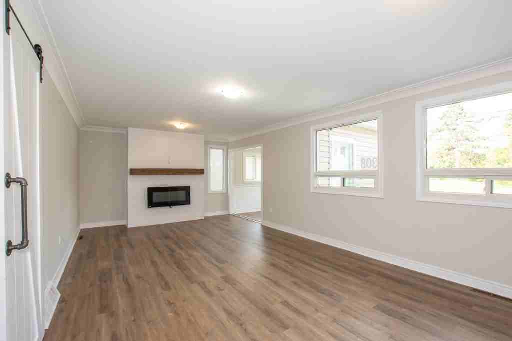 308 River Rd - Photo 5 of 19