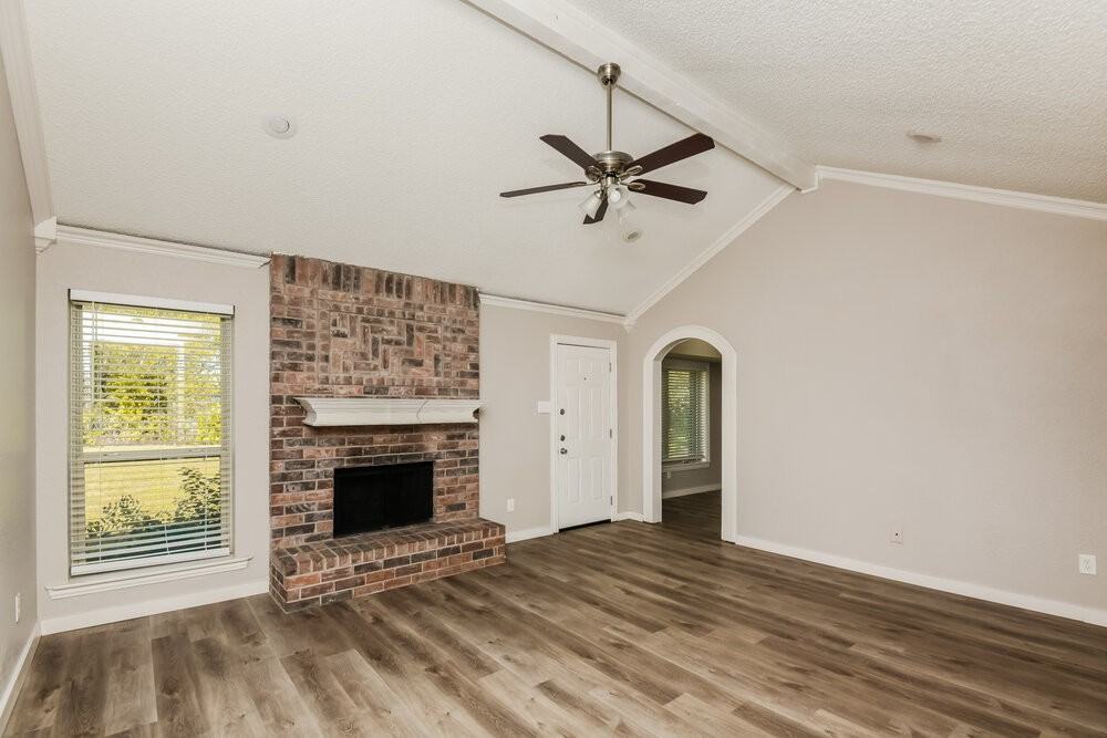 6409 Kary Lynn Dr N - Photo 5 of 16