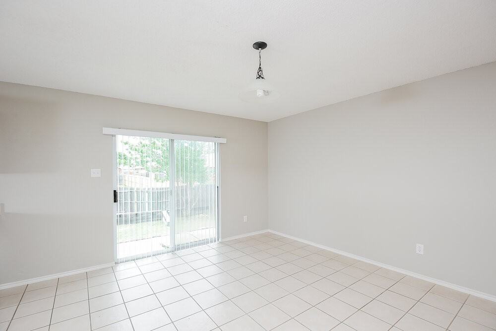 1603 Withers Way - Photo 5 of 16
