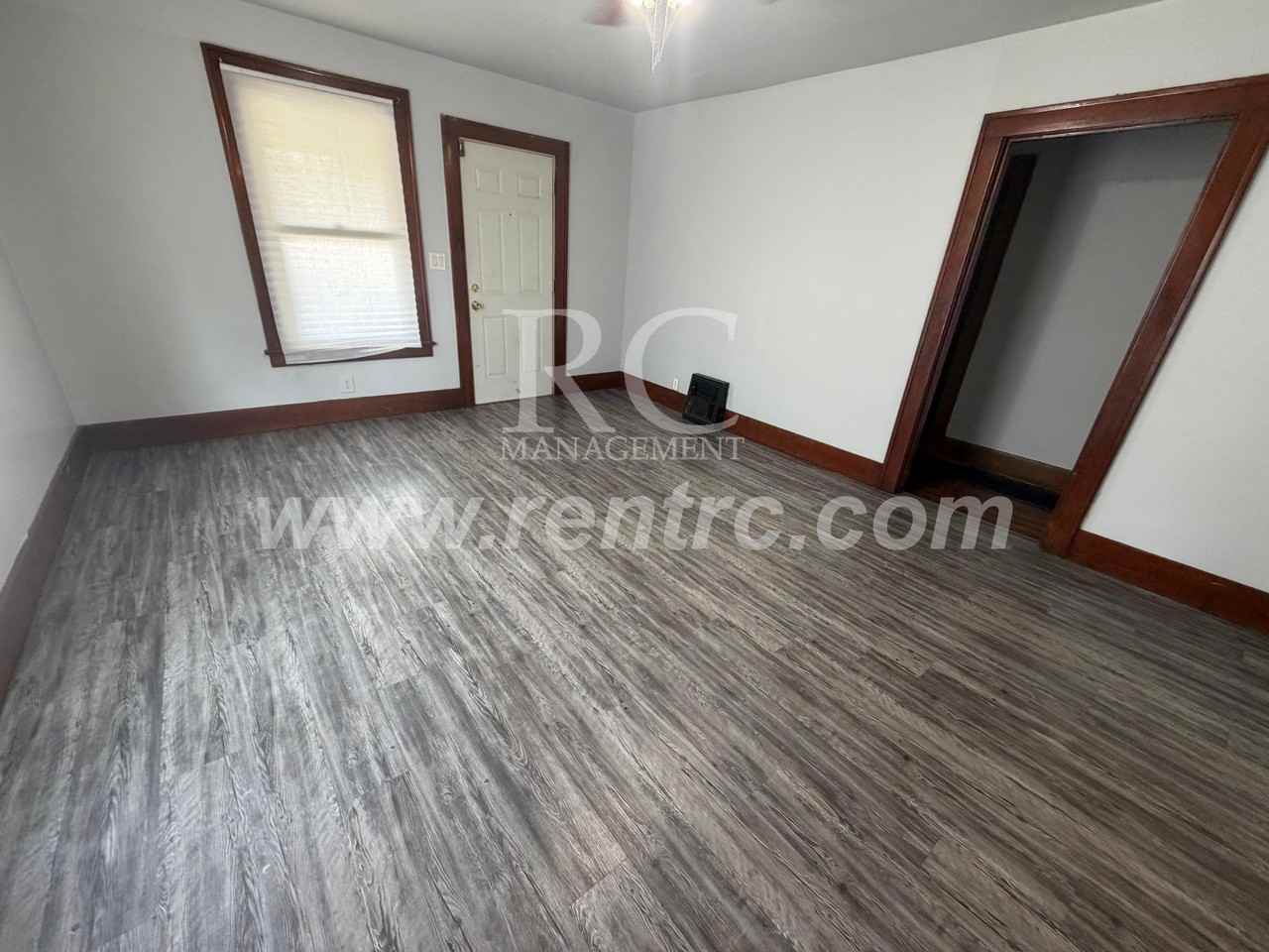 7 Fairweight Ave - Photo 7 of 14