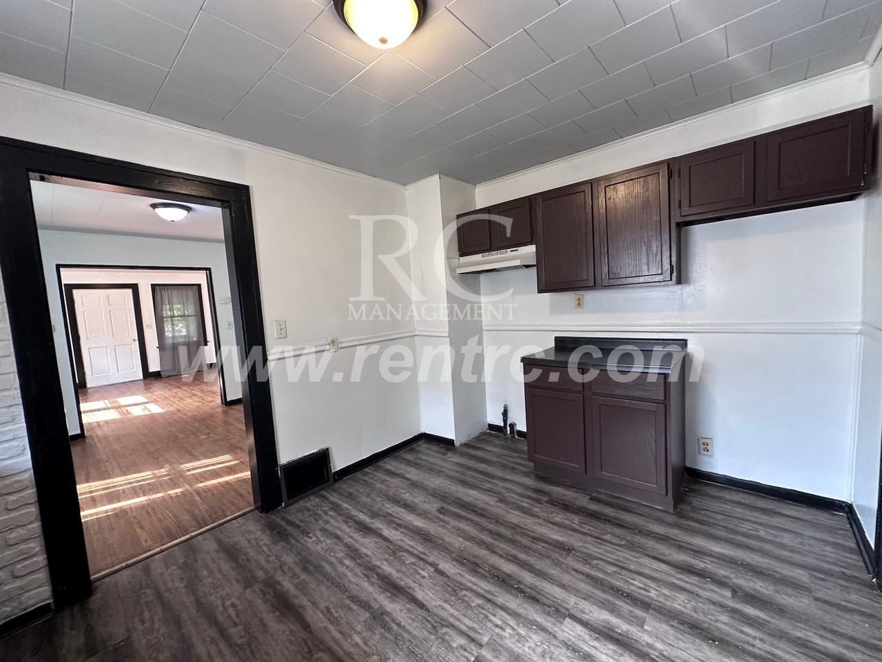 1203 Cleveland Ave - Photo 5 of 19