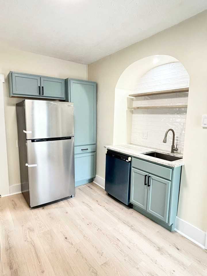 9 George St #1 - Photo 2 of 21