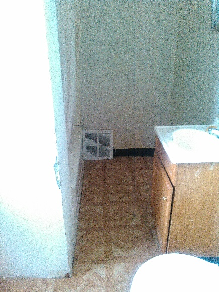 837 Liberty St - Photo 2 of 7