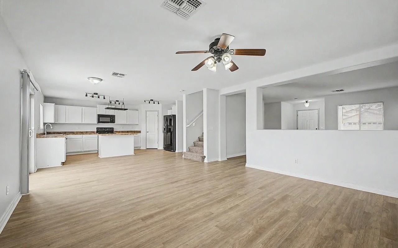 1231 W Wilson Ave - Photo 3 of 20