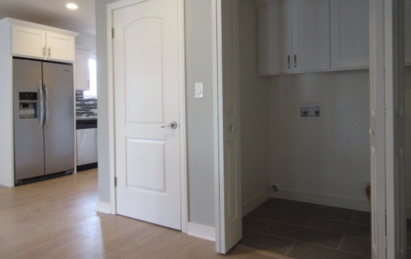 625 N Mariposa Ave #1-2 - Photo 5 of 11