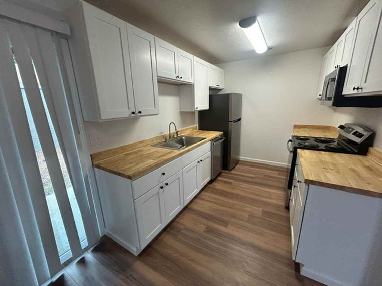 Maplewood Apts - Photo 5 of 10