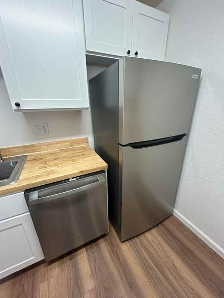 Maplewood Apts - Photo 7 of 10