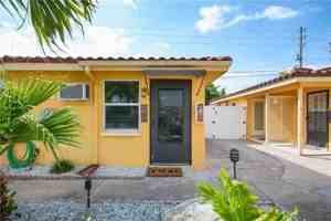 featured image of 2600 N Paula Dr #6