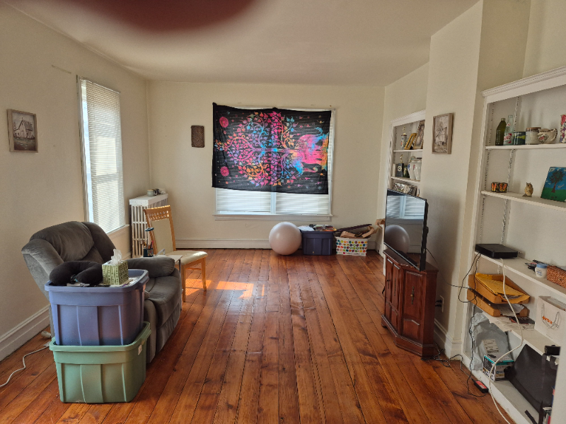 417 W Walnut St - Photo 7 of 13