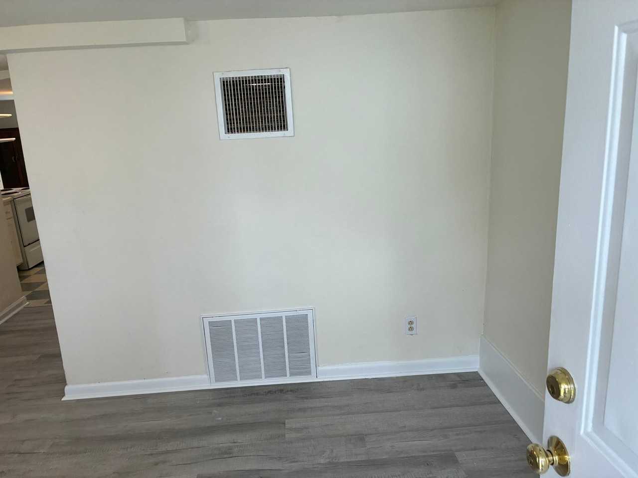 108 1/2 A 3Rd Ave - Photo 4 of 11