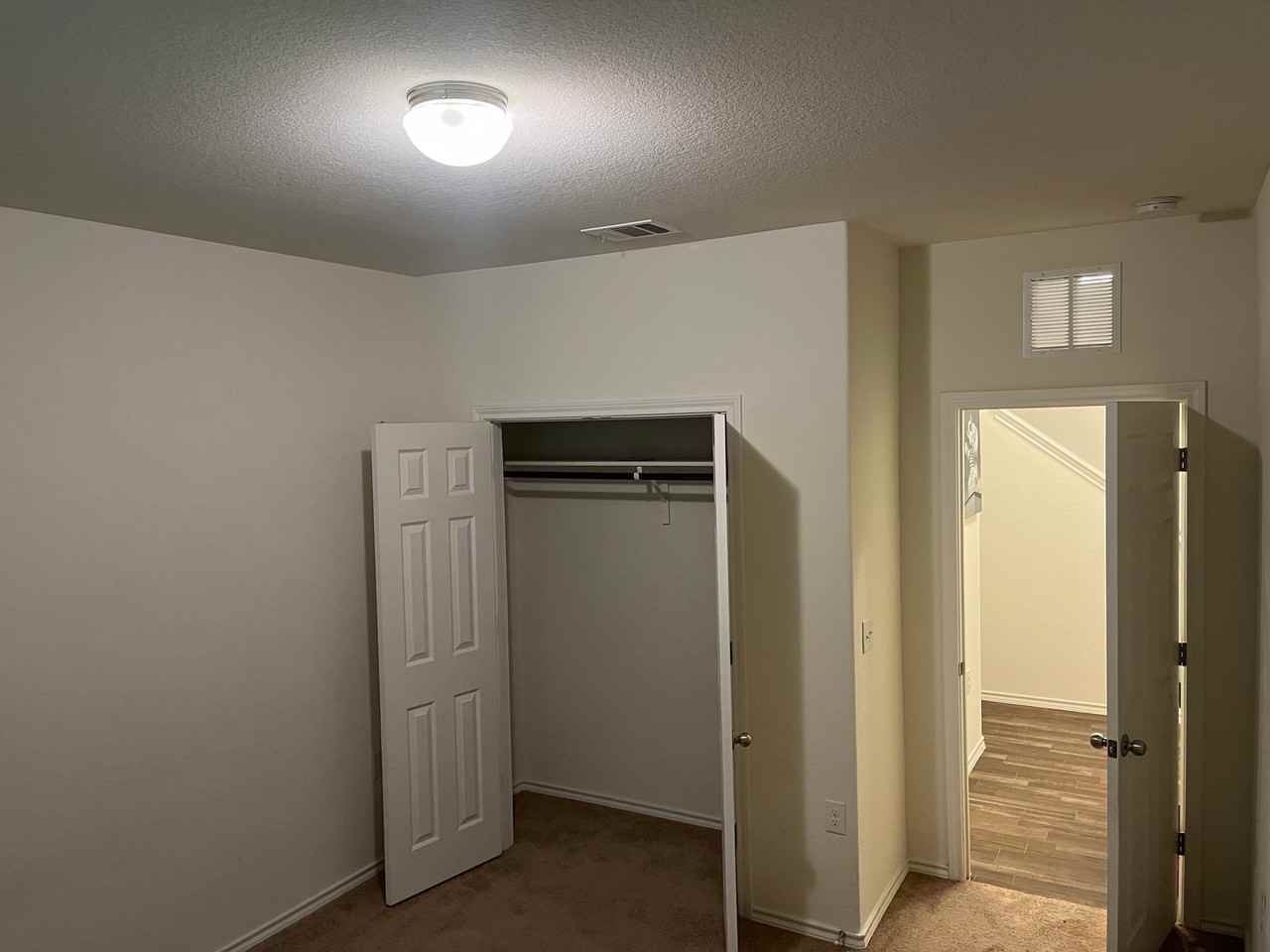 6317 Graymont Dr - Photo 2 of 9