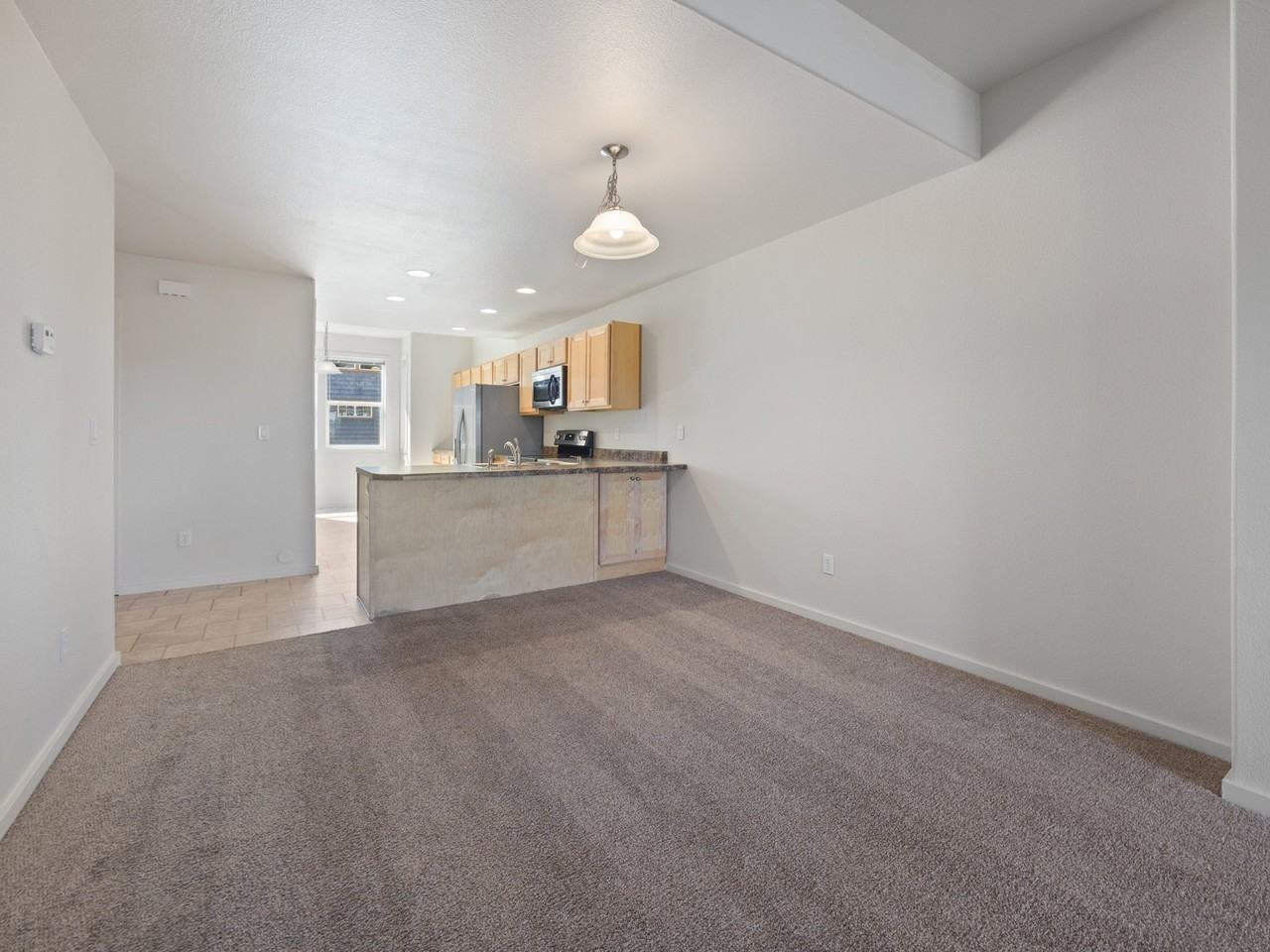 475 Se 35th St #C15 - Photo 7 of 20