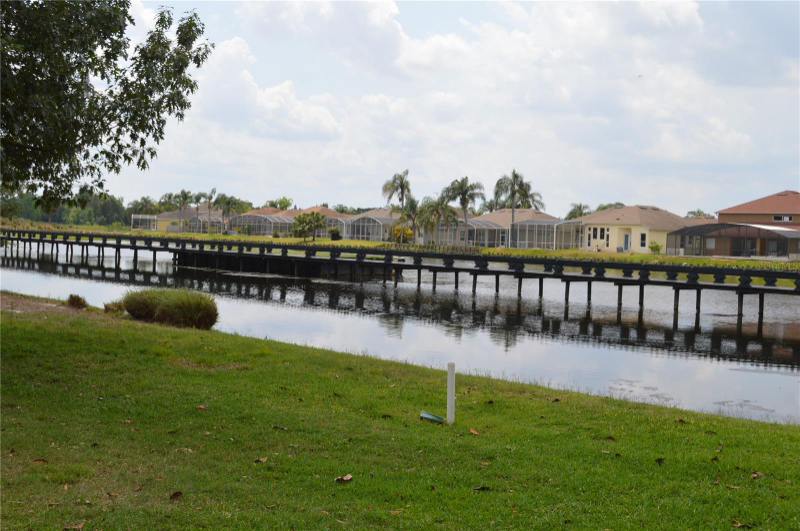000 Eagle Ridge Dr #A - Photo 6 of 8