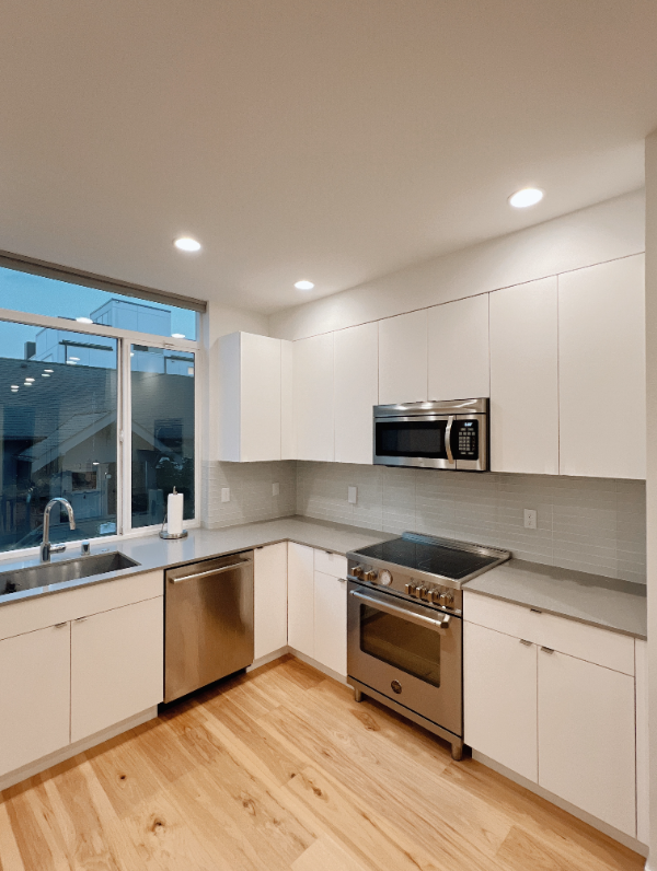 2607 Sw Adams St #C - Photo 6 of 12